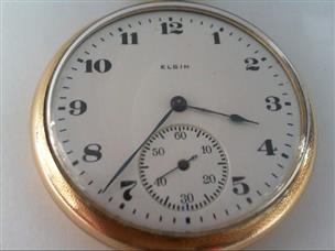 ELGIN WATCH CO Pocket Watch Like New Carson Jewelry Loan